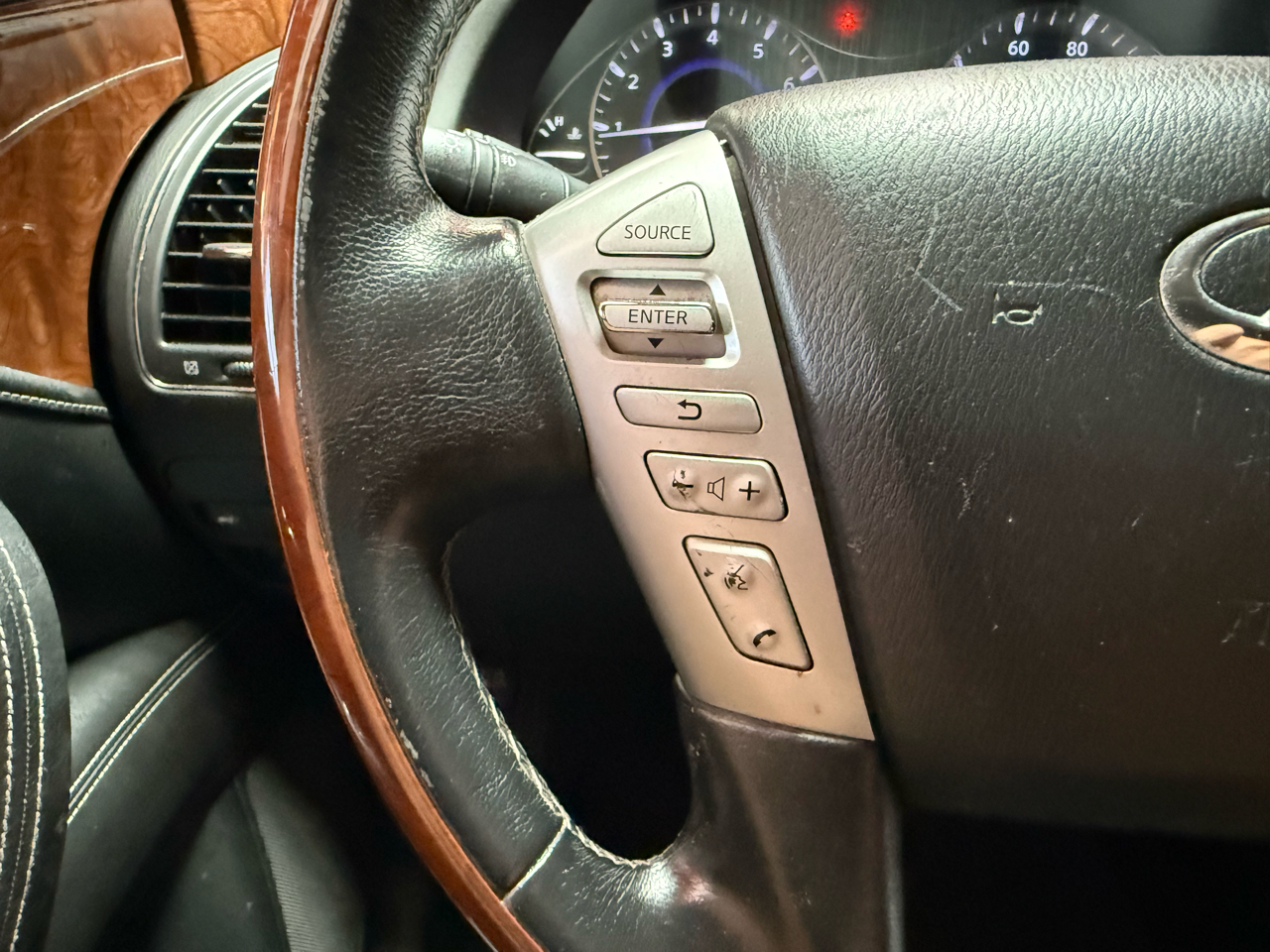2019 Infiniti QX80 Limited photo 10
