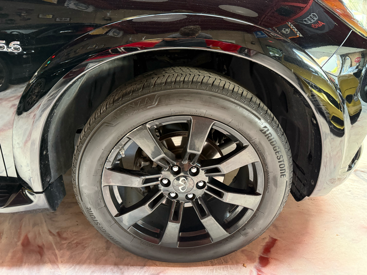 2019 Infiniti QX80 Limited photo 32