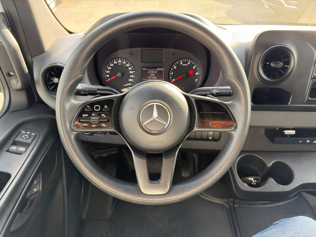 Mercedes-Benz Sprinter 2500 170-in. WB 2020