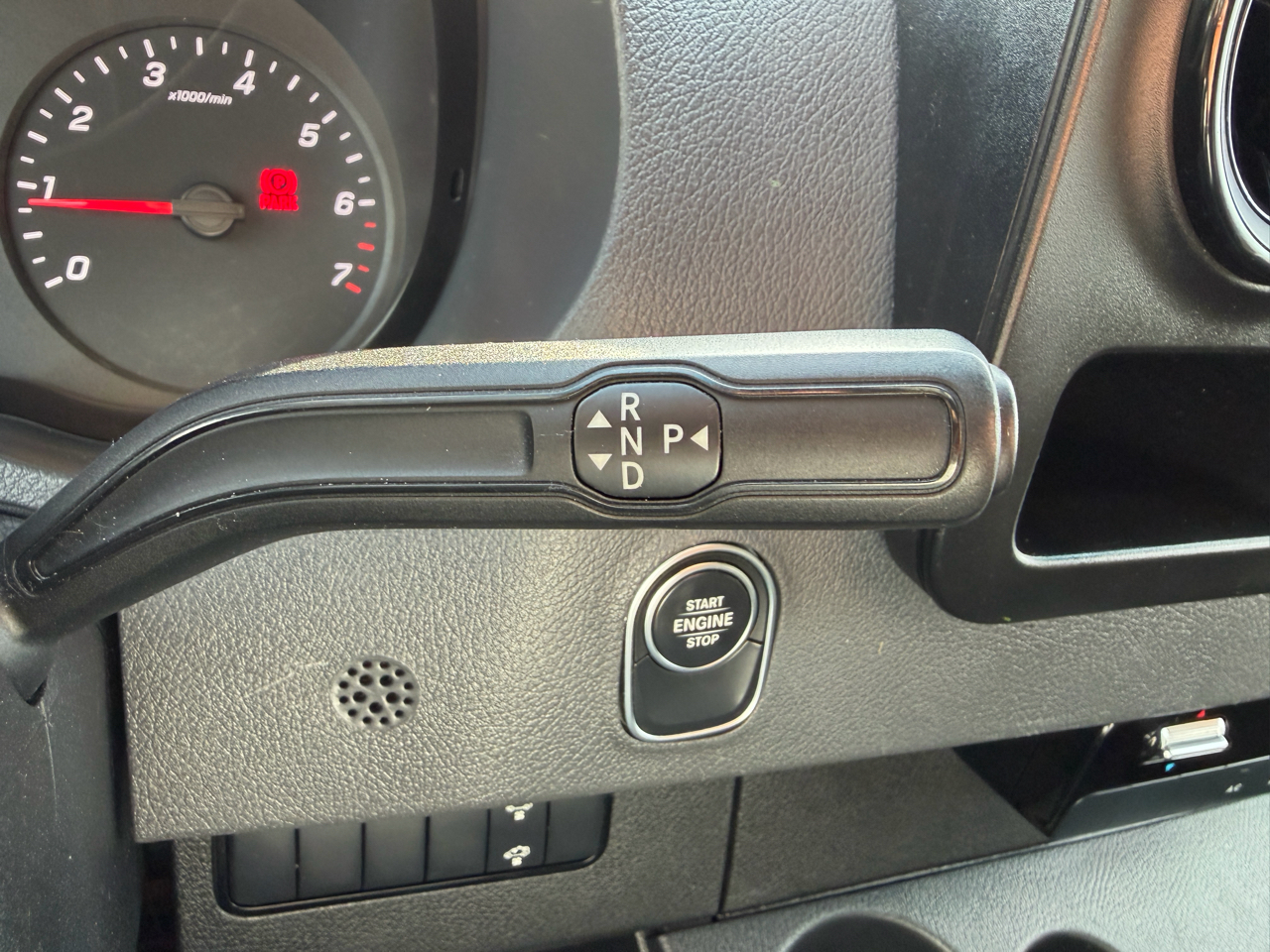 Mercedes-Benz Sprinter 2500 170-in. WB 2020