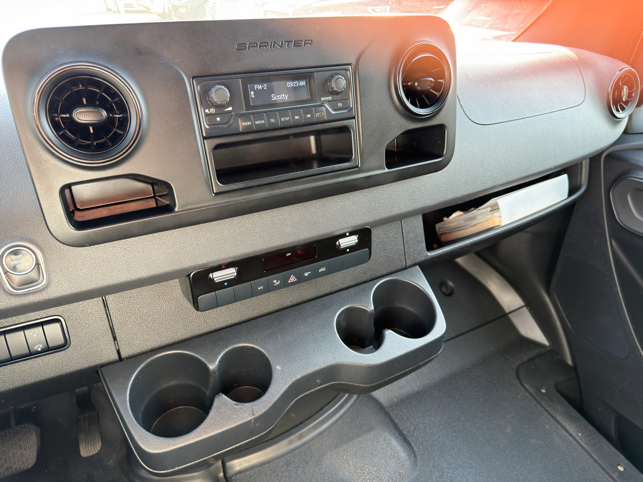 Mercedes-Benz Sprinter 2500 170-in. WB 2020