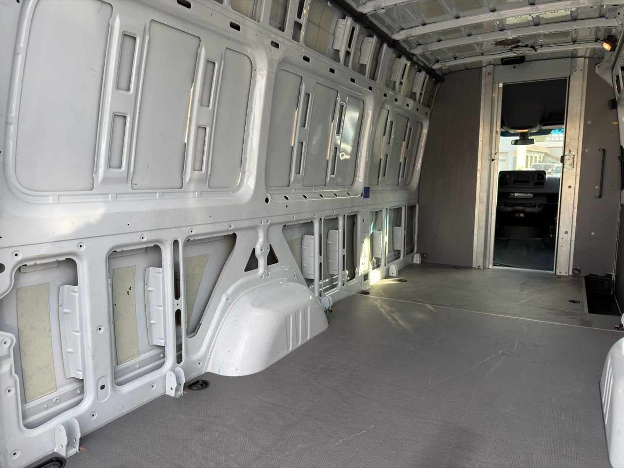 Mercedes-Benz Sprinter 2500 170-in. WB 2020