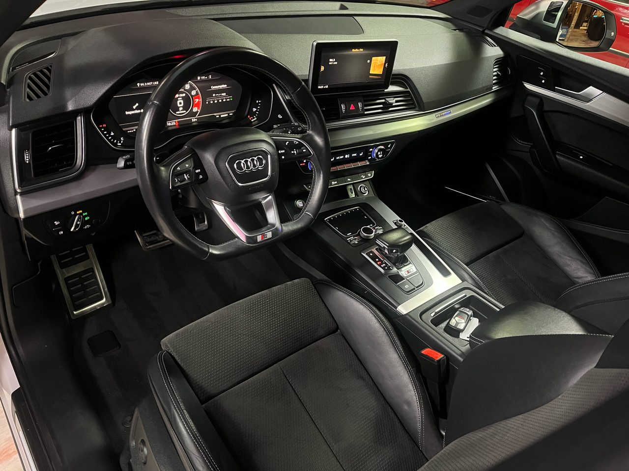 2018 AUDI SQ5 - Image 11