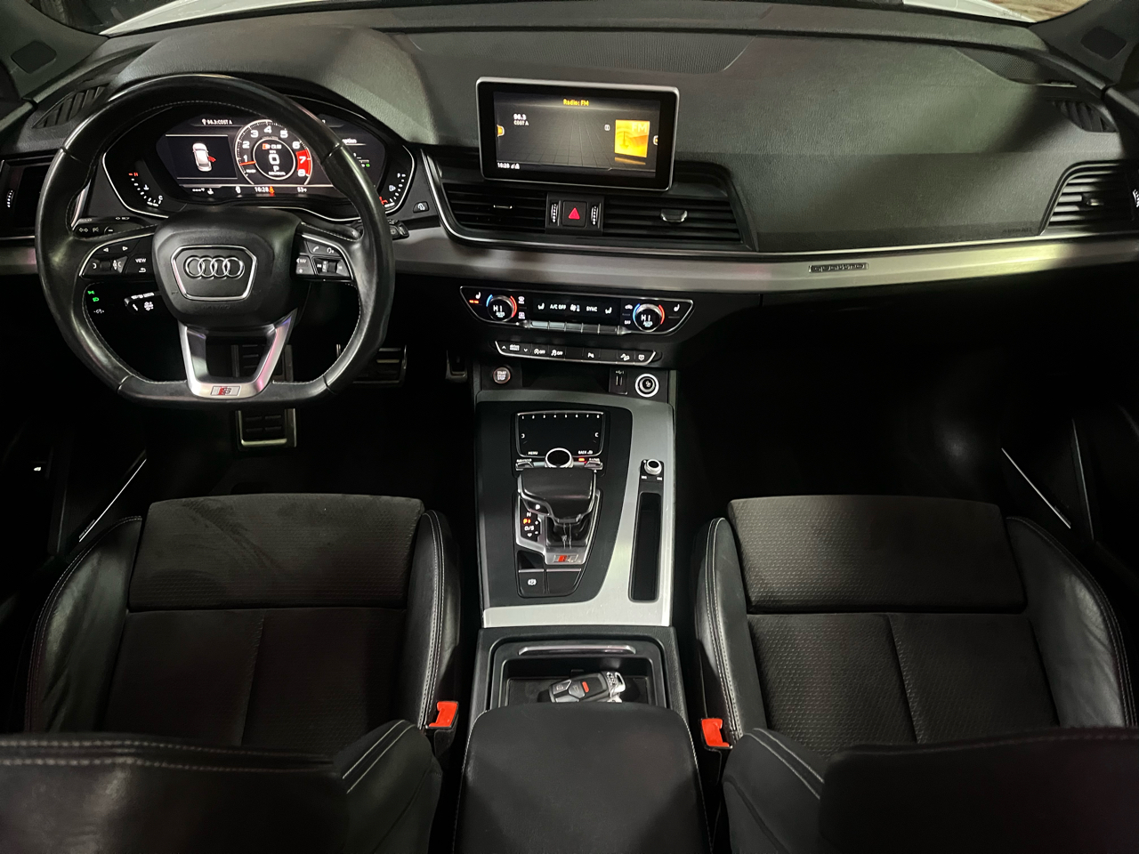 2018 AUDI SQ5 - Image 12