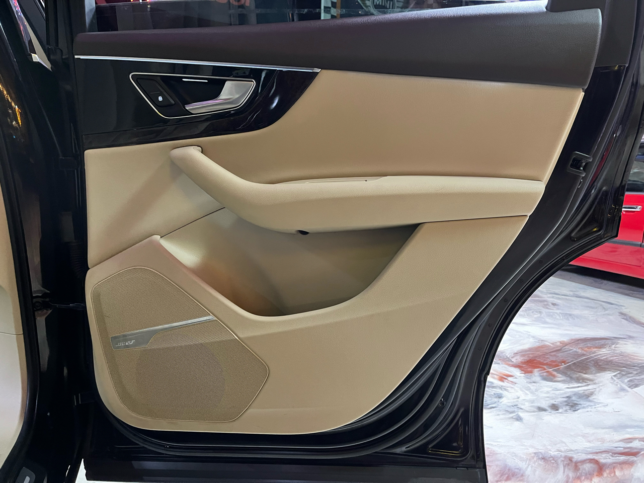 2018 AUDI Q7 - Image 38