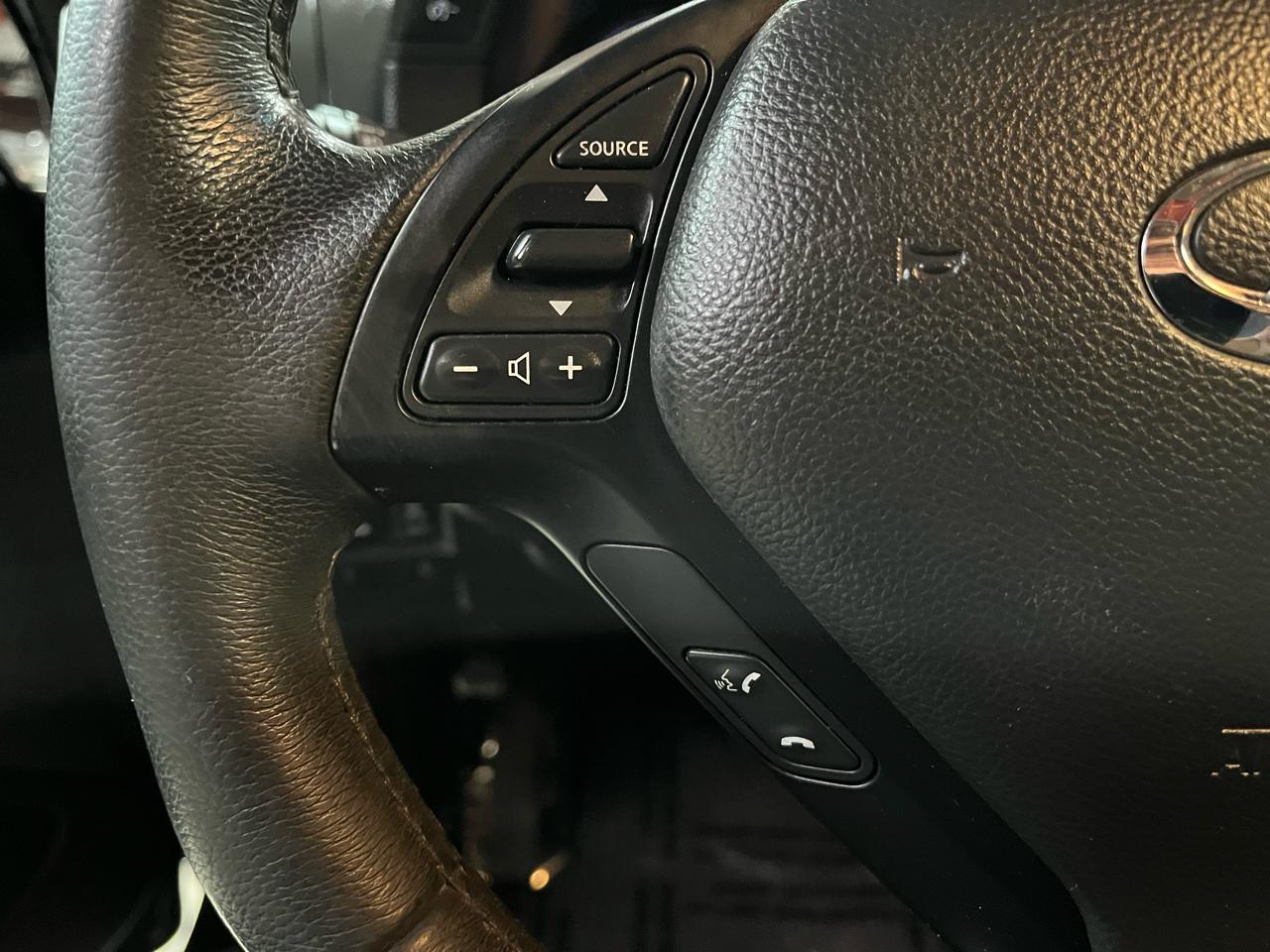 2014 INFINITI Q60 - Image 18