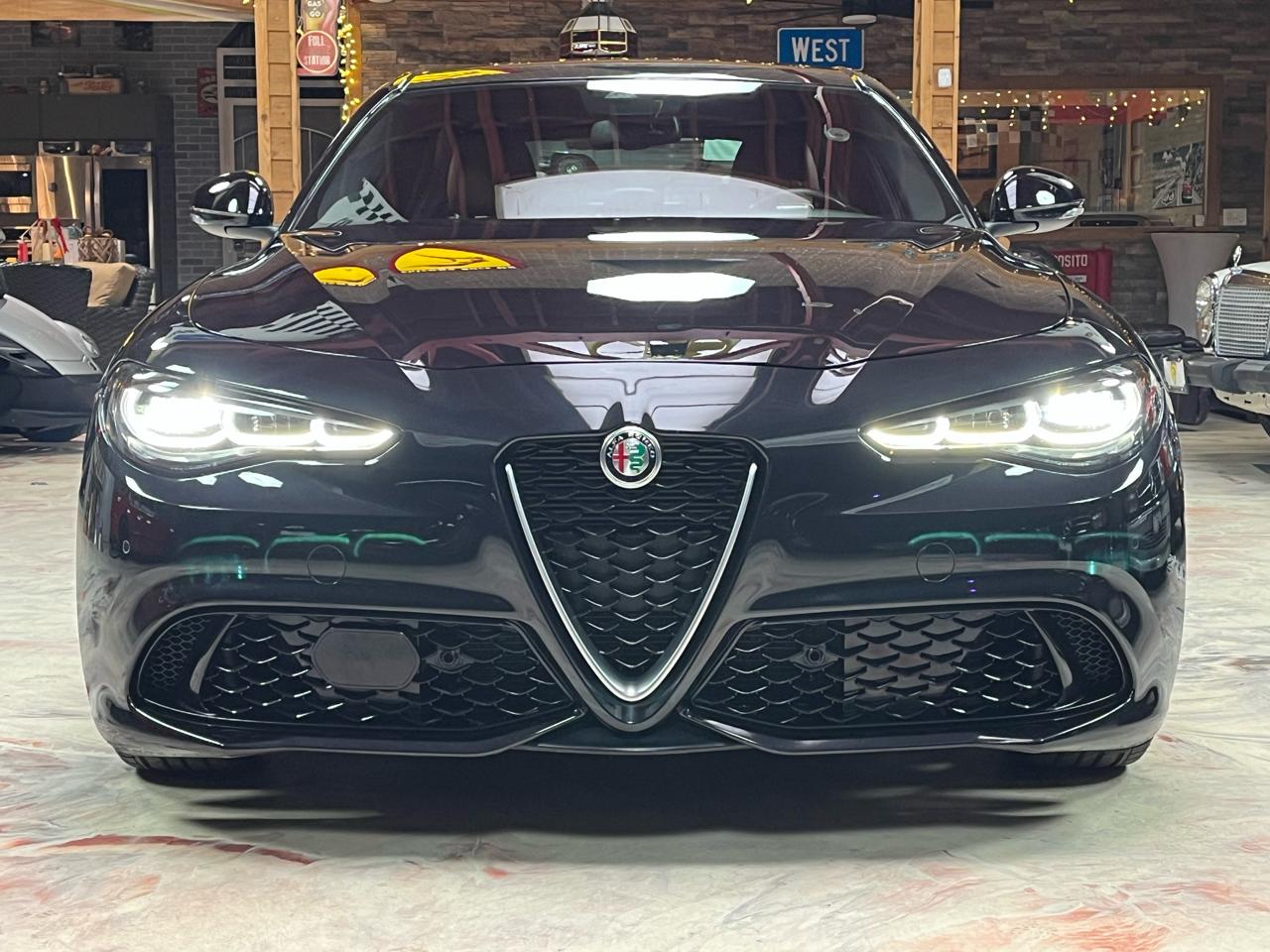 2024 ALFA ROMEO GIULIA (952) - Image 8