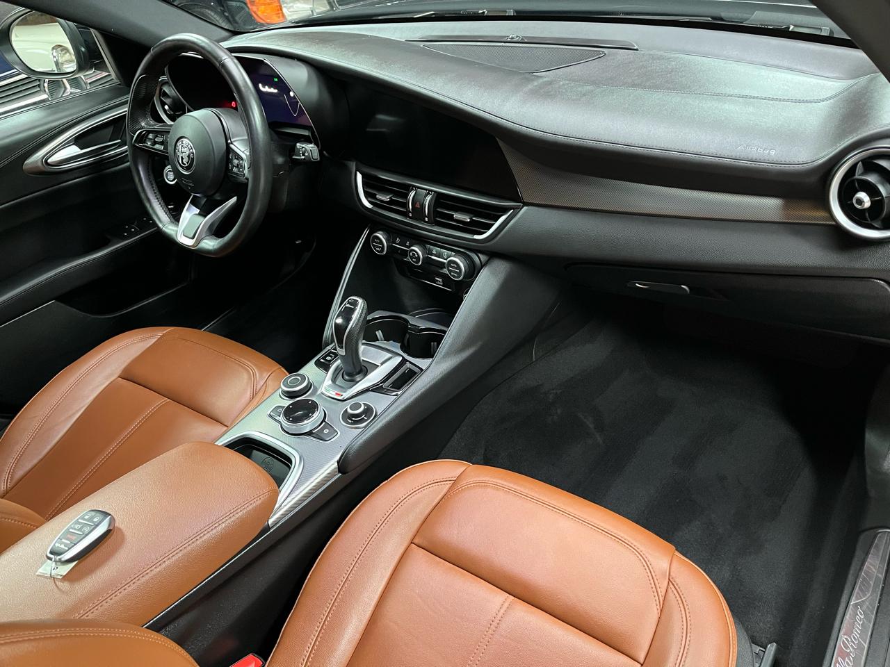 2024 ALFA ROMEO GIULIA (952) - Image 13