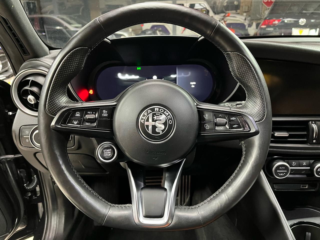 2024 ALFA ROMEO GIULIA (952) - Image 14