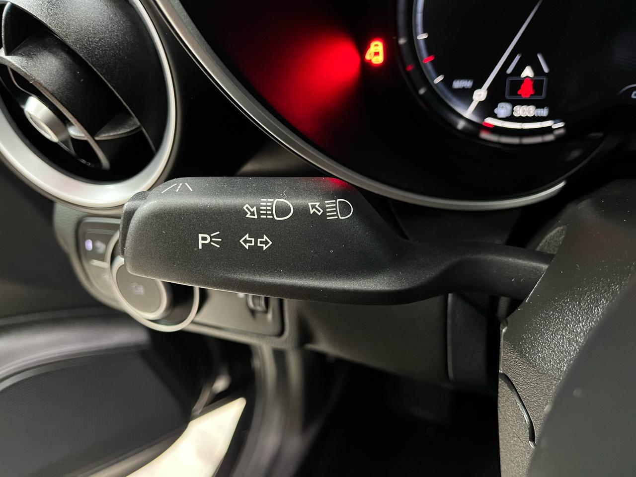 2024 ALFA ROMEO GIULIA (952) - Image 21