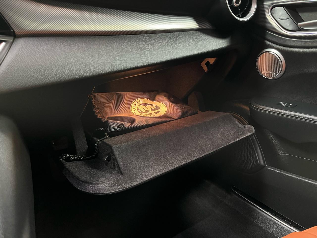 2024 ALFA ROMEO GIULIA (952) - Image 27