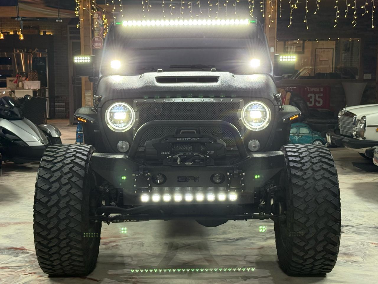 2023 JEEP WRANGLER - Image 11