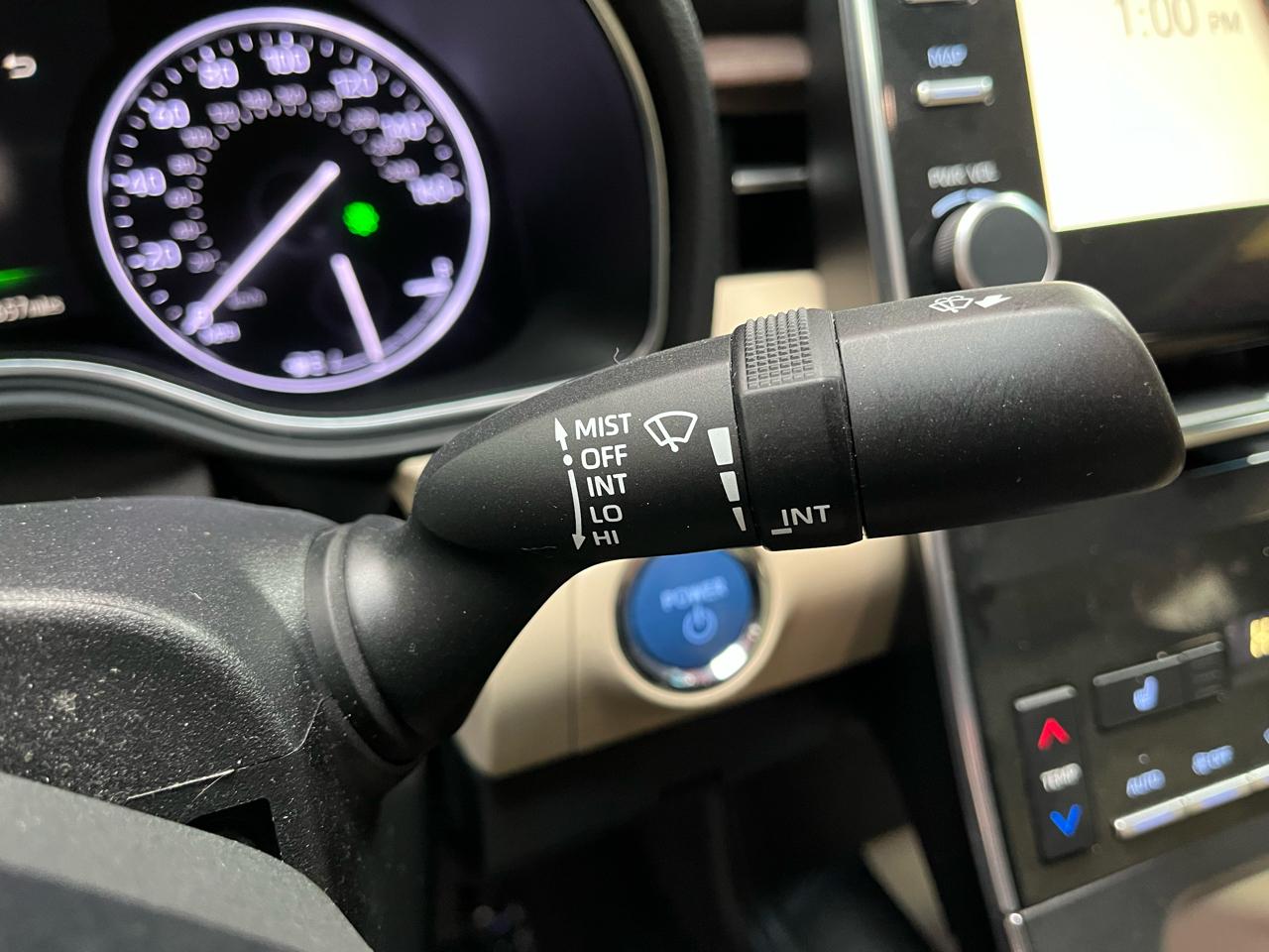 2019 TOYOTA AVALON - Image 19