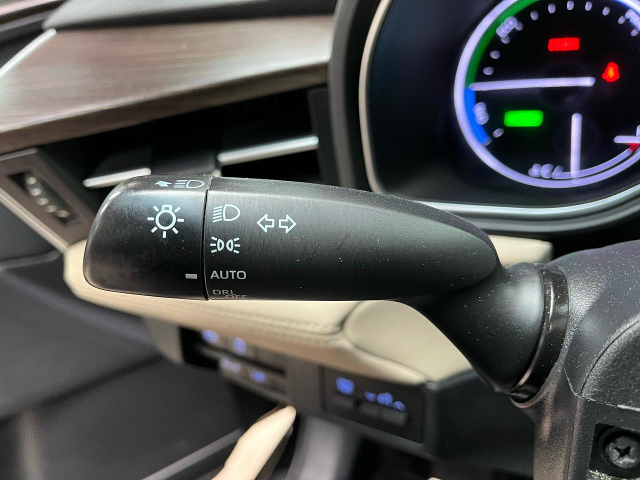 2019 TOYOTA AVALON - Image 21