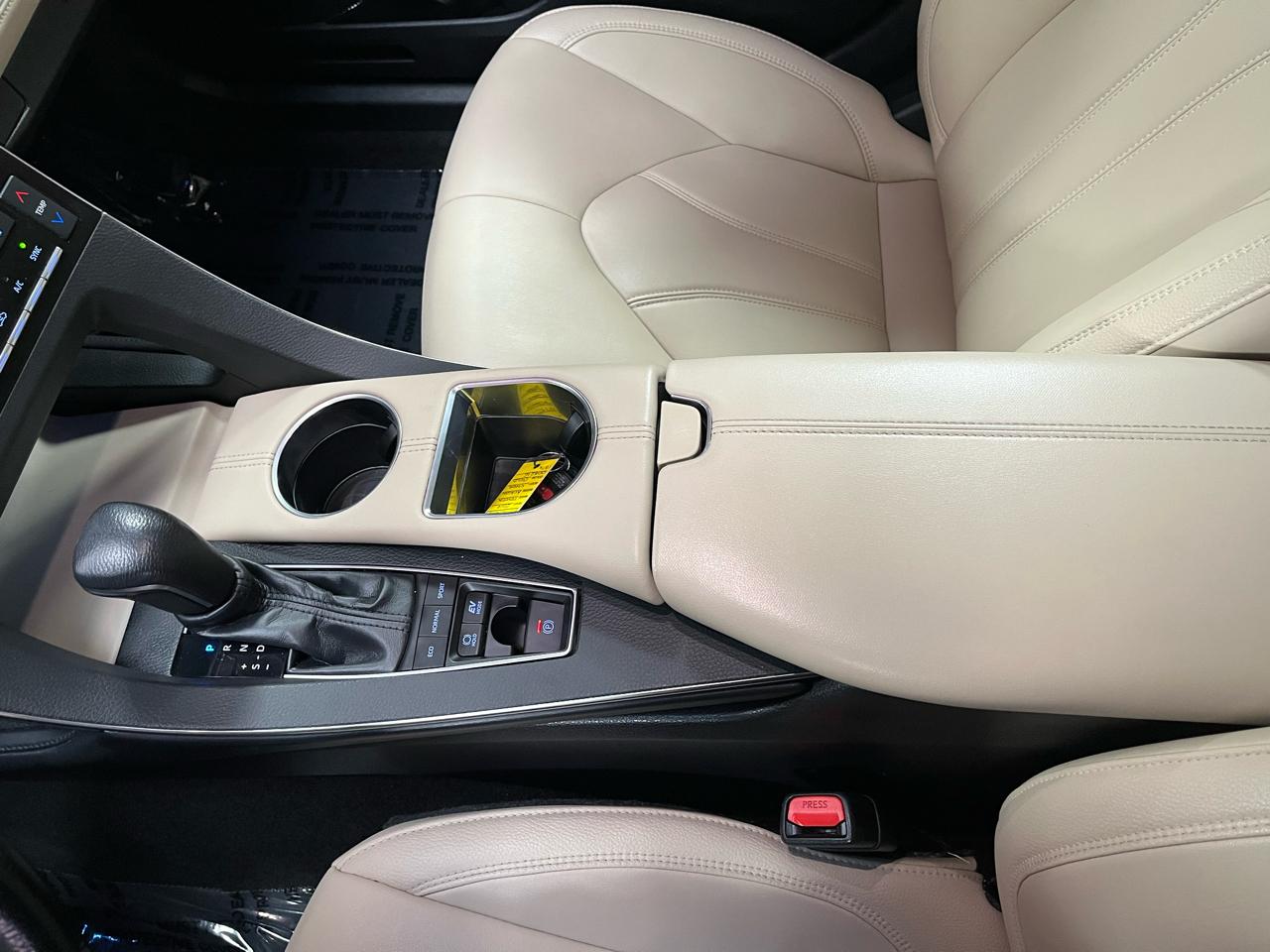 2019 TOYOTA AVALON - Image 26