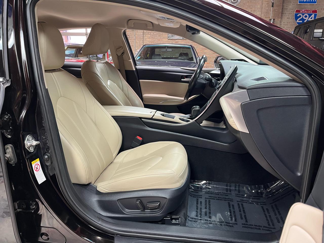 2019 TOYOTA AVALON - Image 30