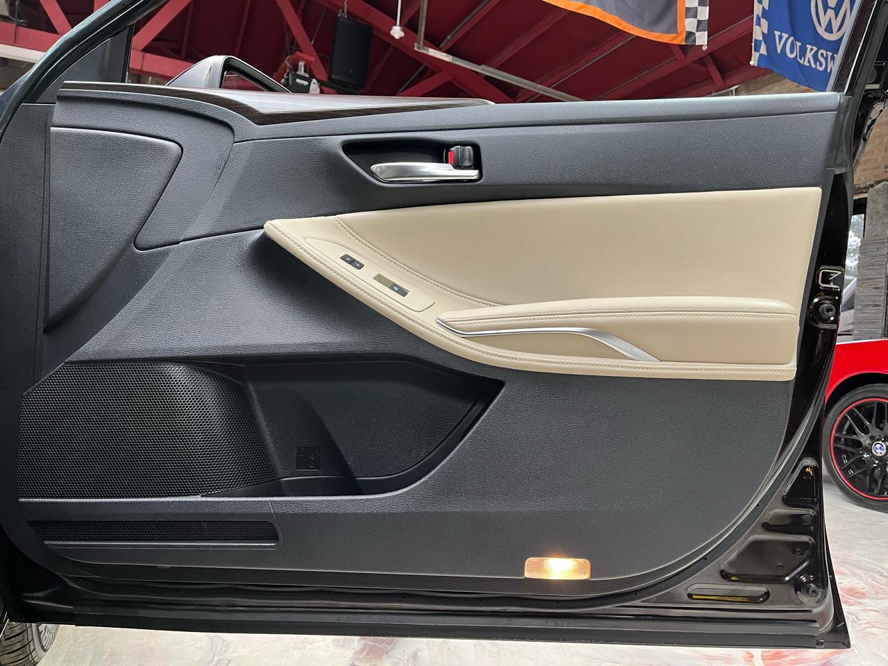 2019 TOYOTA AVALON - Image 36