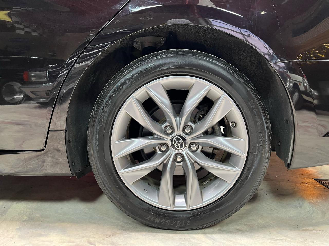 2019 TOYOTA AVALON - Image 40