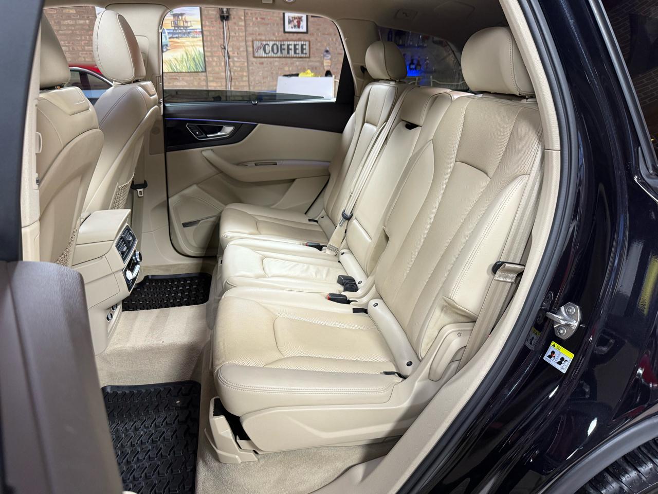 2018 AUDI Q7 - Image 32