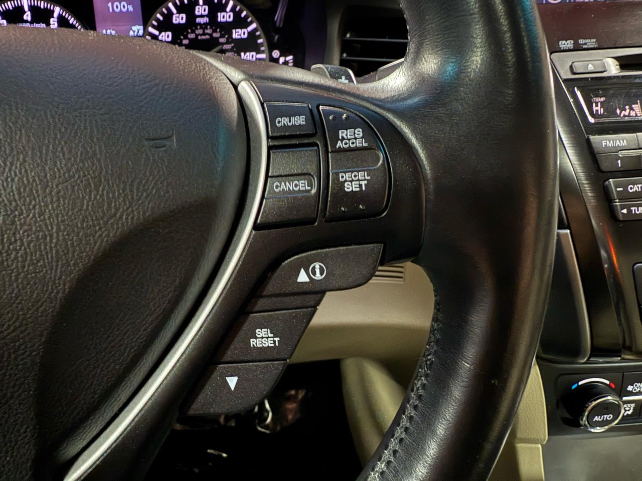 2013 ACURA ILX - Image 17