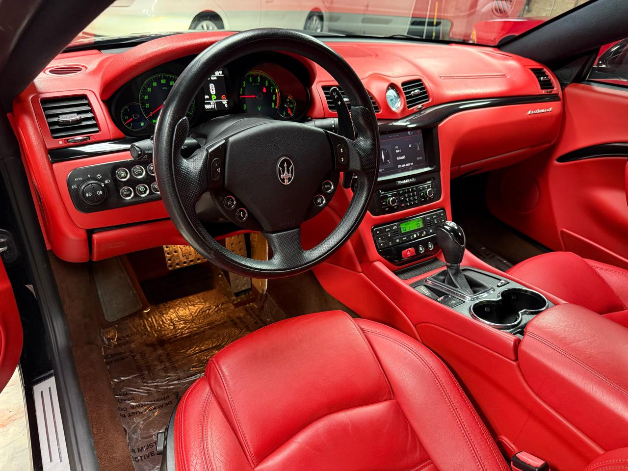 2012 MASERATI GRANTURISMO - Image 11