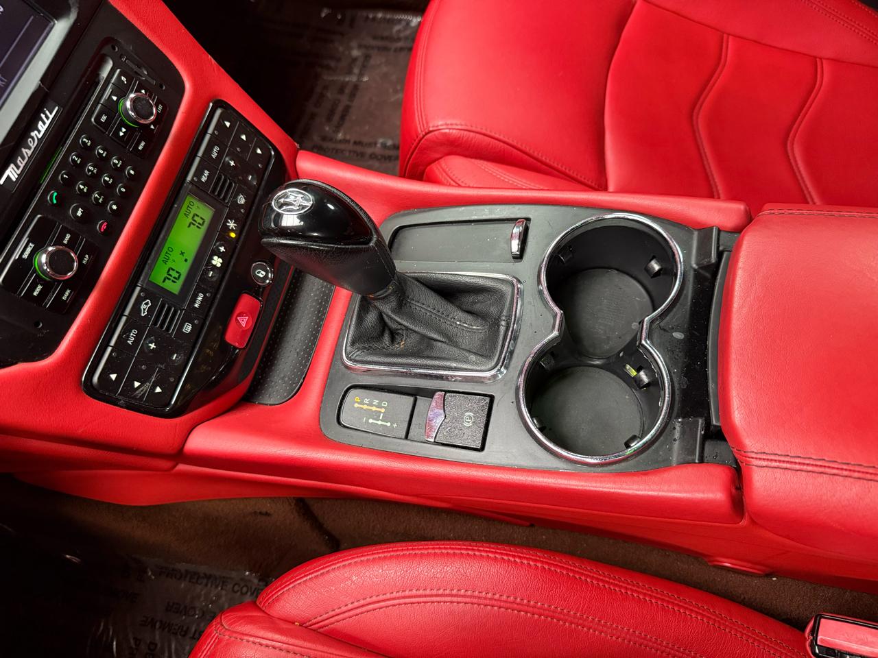 2012 MASERATI GRANTURISMO - Image 24