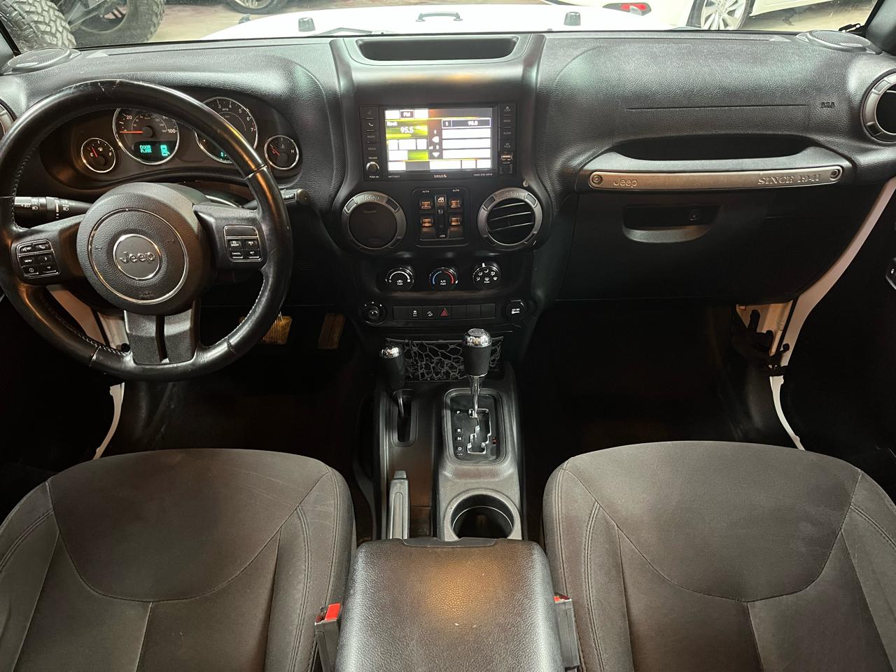 2015 JEEP WRANGLER - Image 12