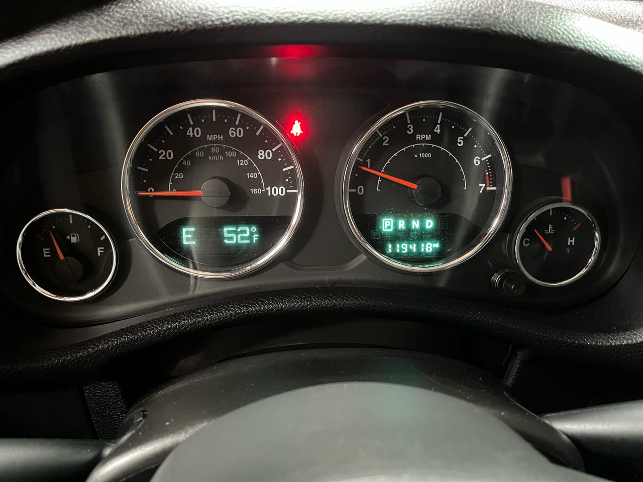 2015 JEEP WRANGLER - Image 16