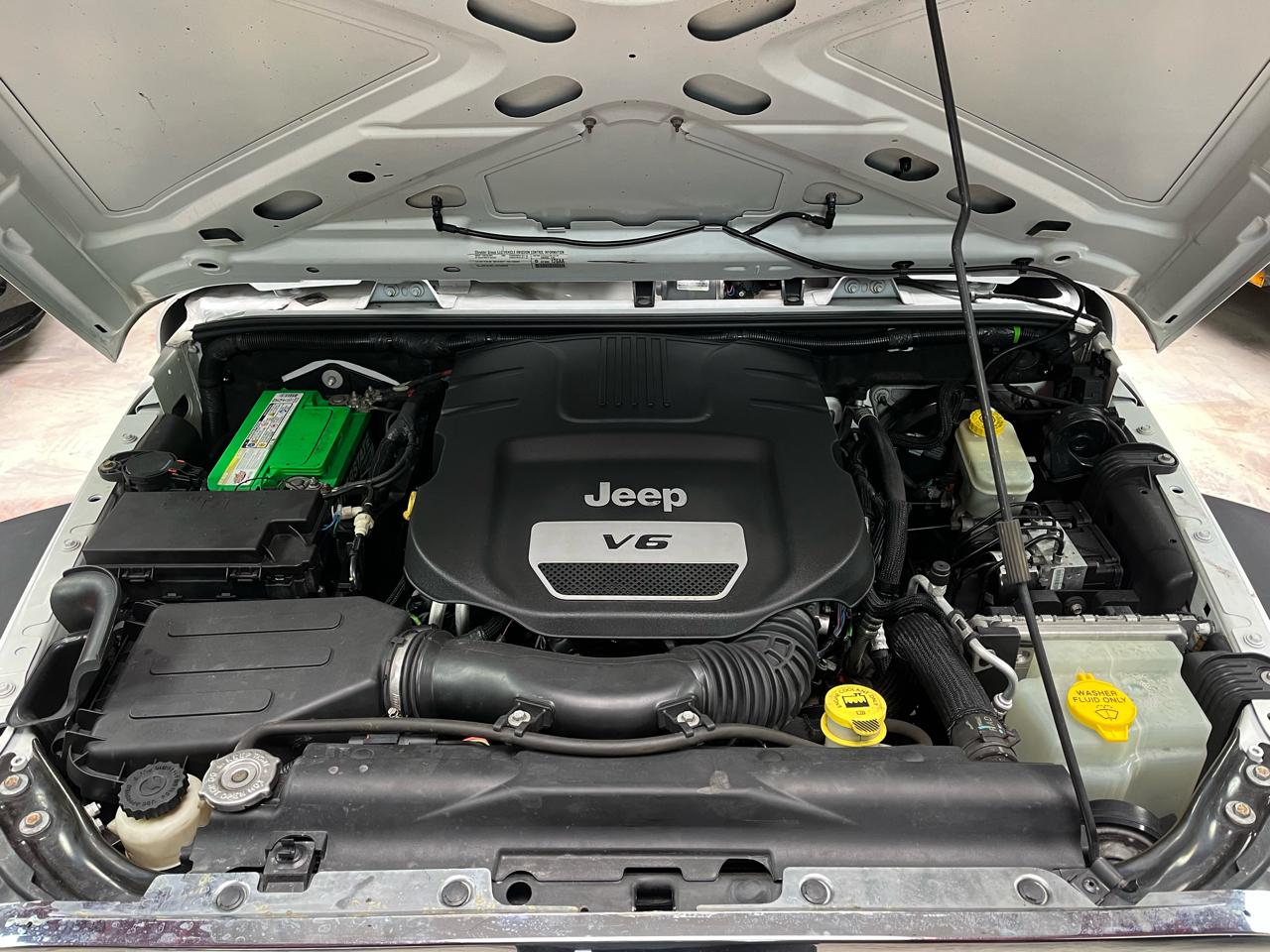 2015 JEEP WRANGLER - Image 37