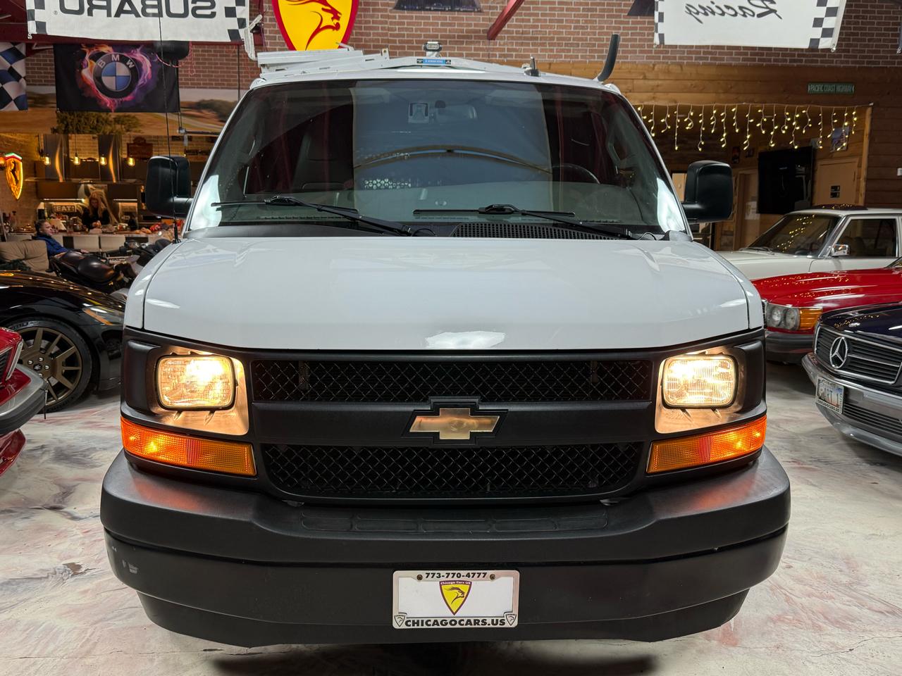 2017 CHEVROLET EXPRESS - Image 8