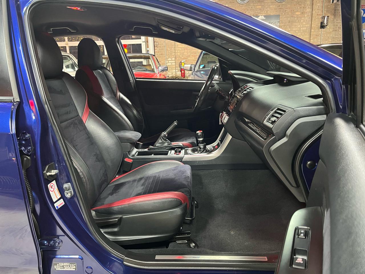 2017 SUBARU WRX - Image 31