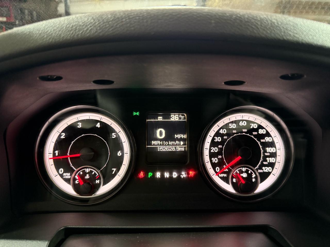 2014 RAM 1500 - Image 16