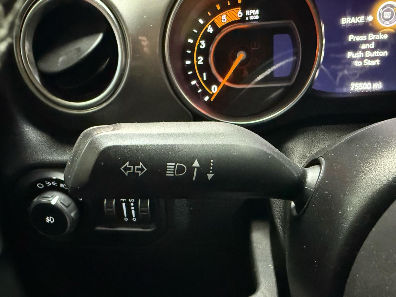 2020 JEEP WRANGLER - Image 18