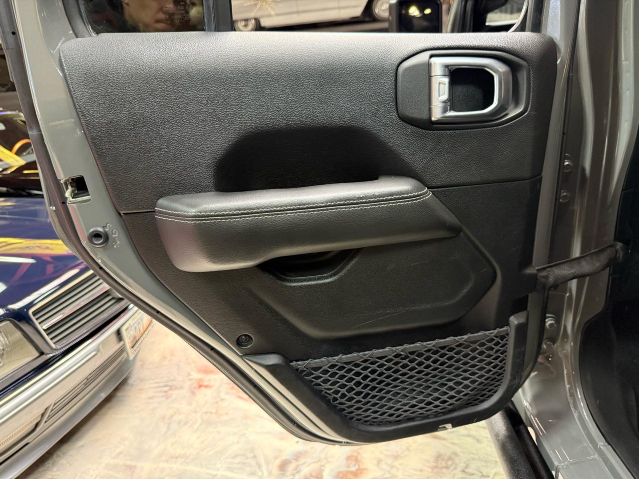 2020 JEEP WRANGLER - Image 32