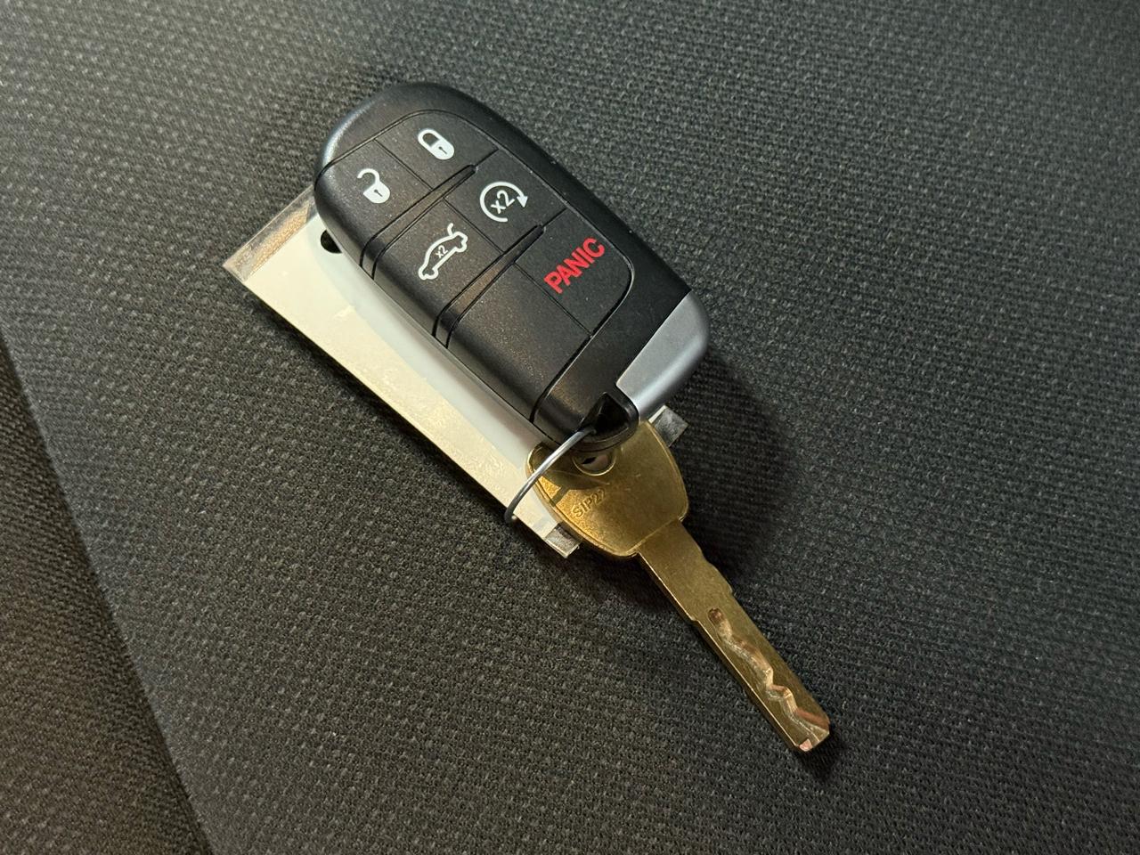 2020 JEEP WRANGLER - Image 40