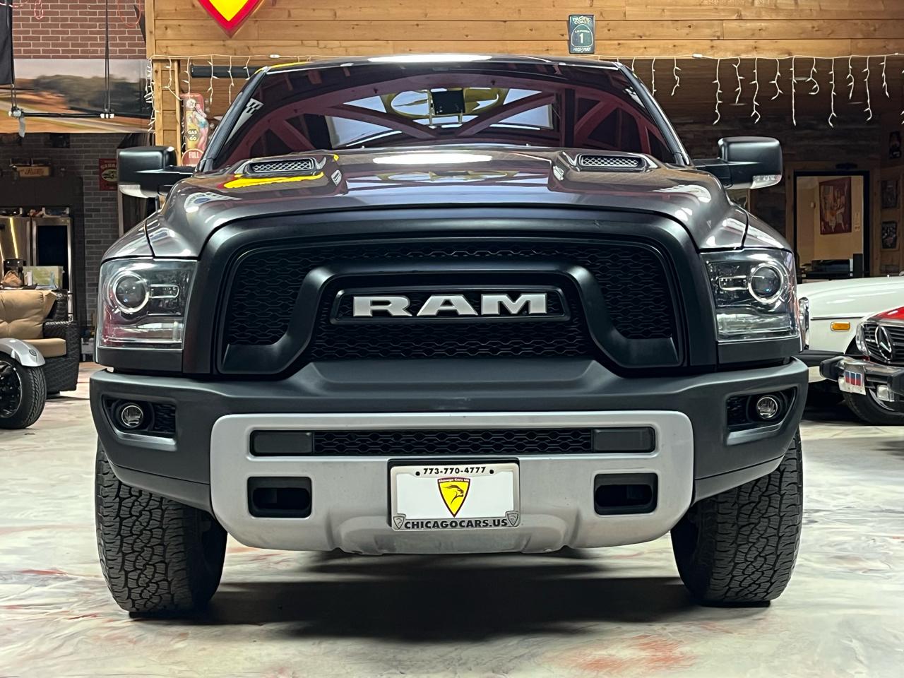 2016 RAM 1500 - Image 2