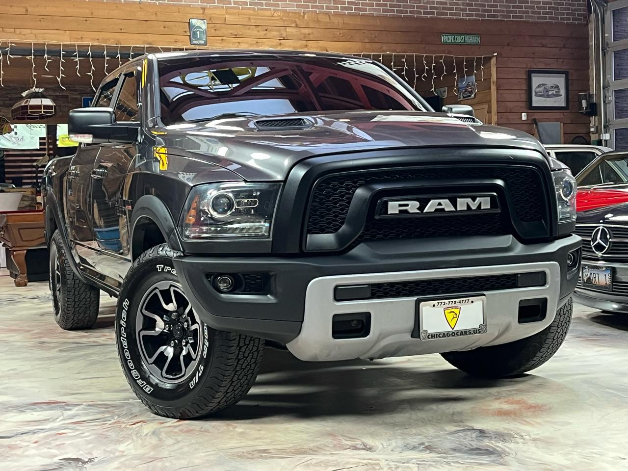 2016 RAM 1500 - Image 3