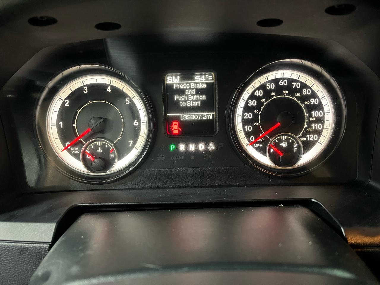 2016 RAM 1500 - Image 16