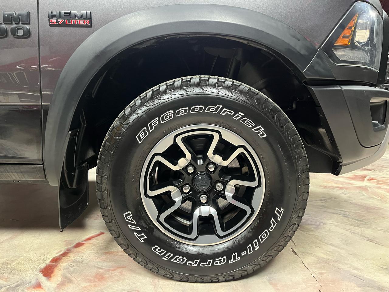 2016 RAM 1500 - Image 40