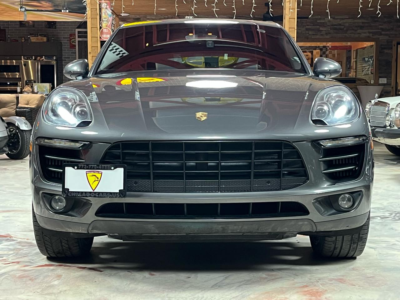 2016 PORSCHE MACAN - Image 2