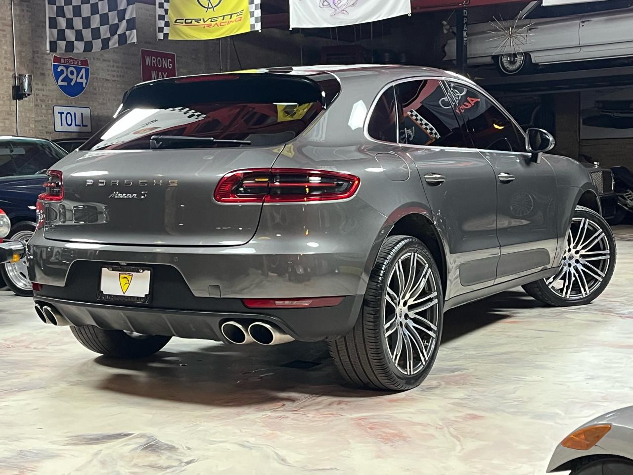 2016 PORSCHE MACAN - Image 4