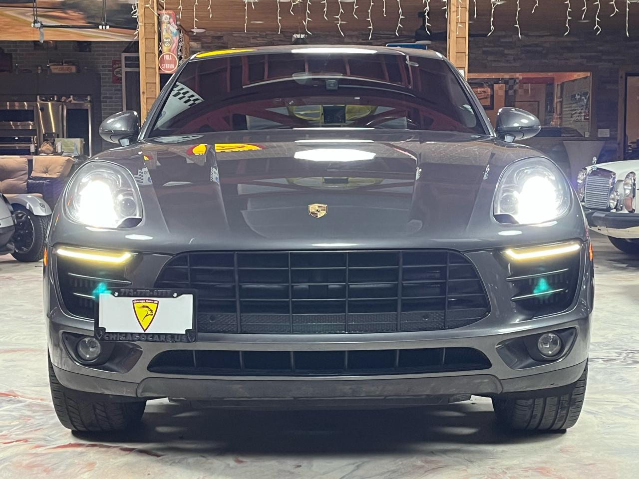 2016 PORSCHE MACAN - Image 8