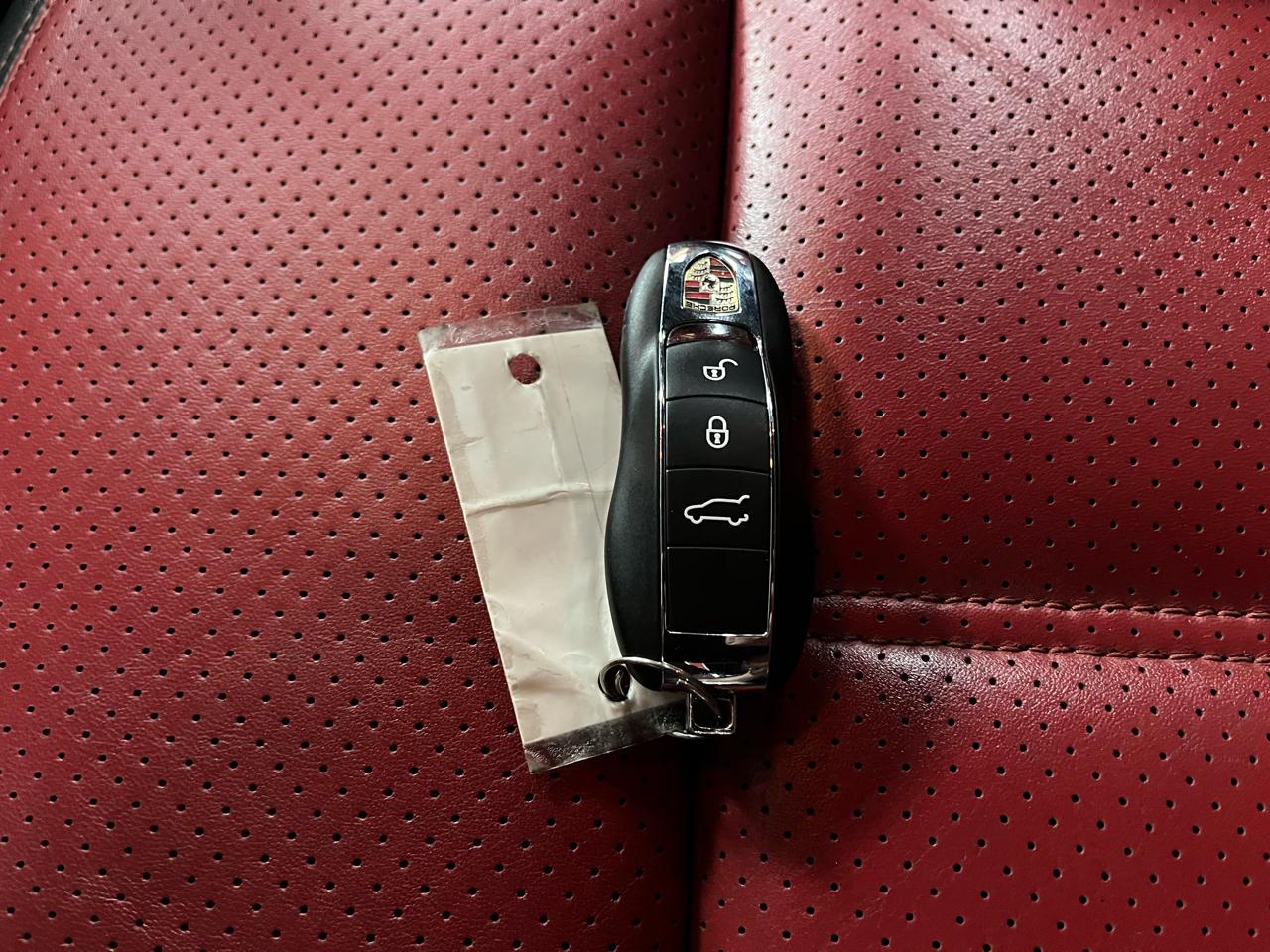 2016 PORSCHE MACAN - Image 47