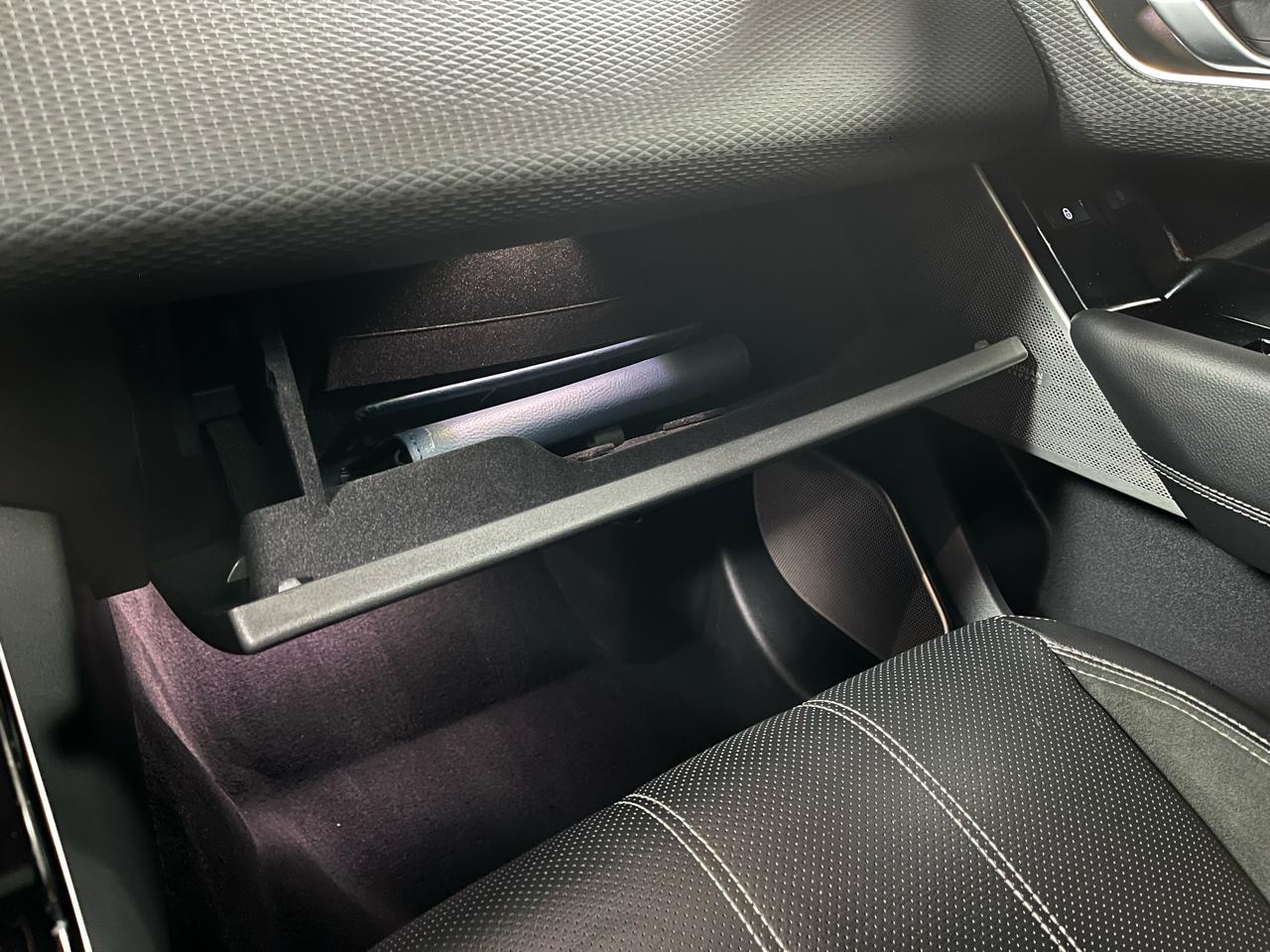 2020 LAND ROVER RANGE ROVER VELAR - Image 27