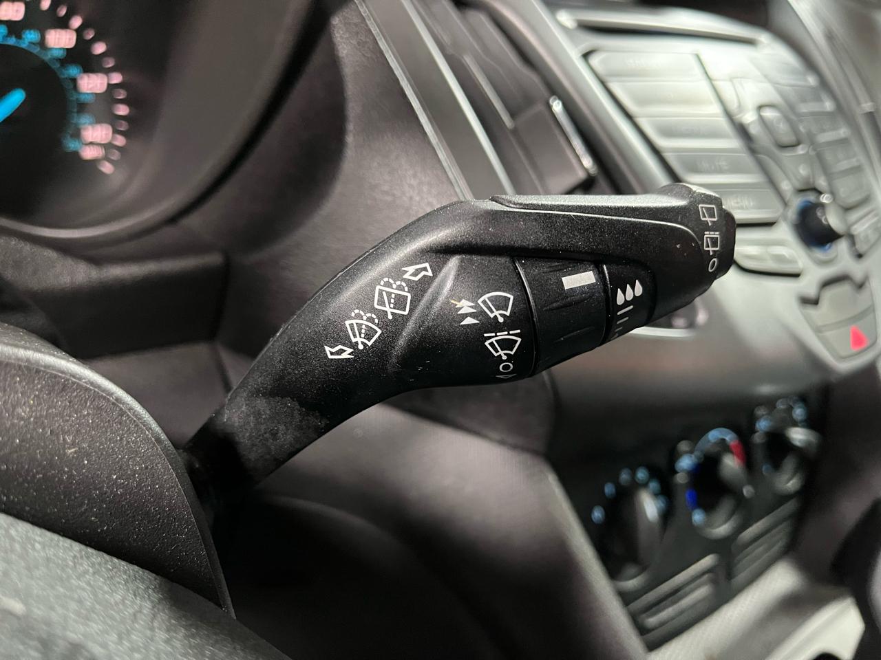 2015 FORD TRANSIT CONNECT - Image 19