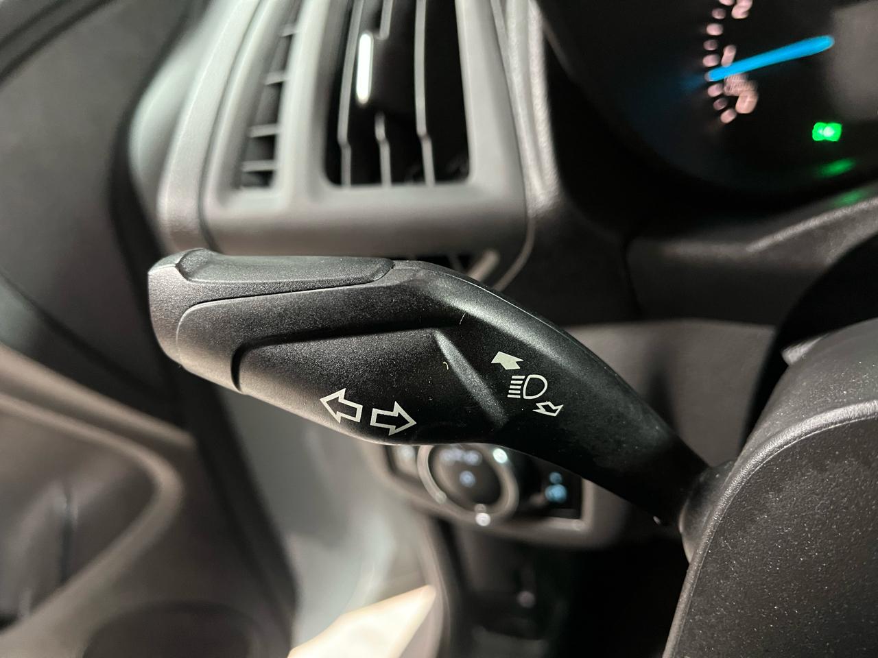 2015 FORD TRANSIT CONNECT - Image 21