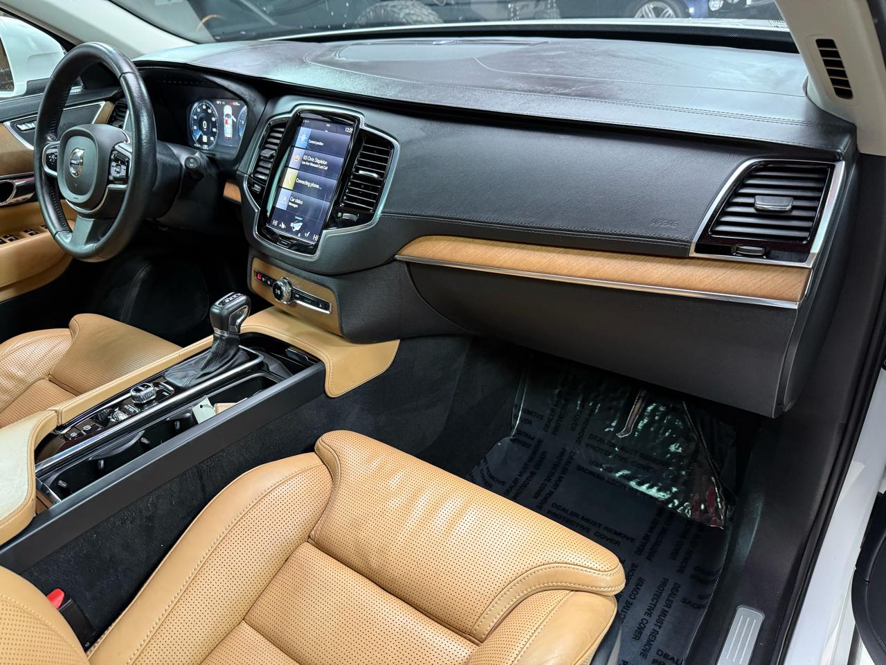 2016 VOLVO XC90 - Image 13