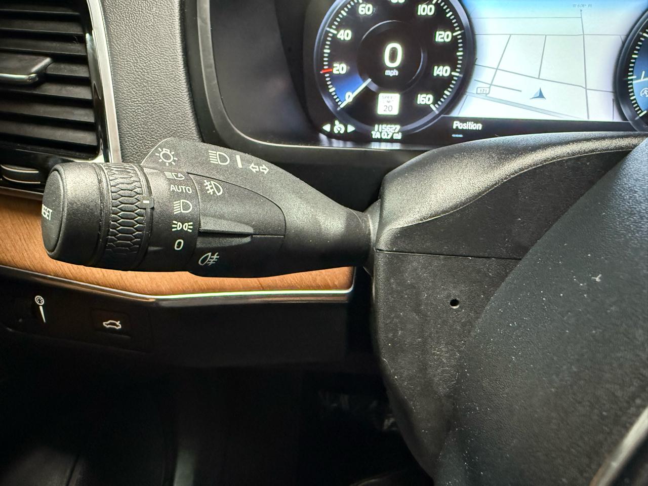 2016 VOLVO XC90 - Image 19