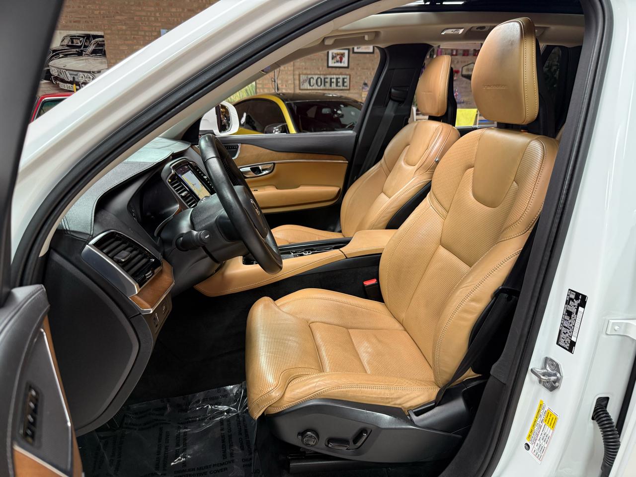 2016 VOLVO XC90 - Image 29