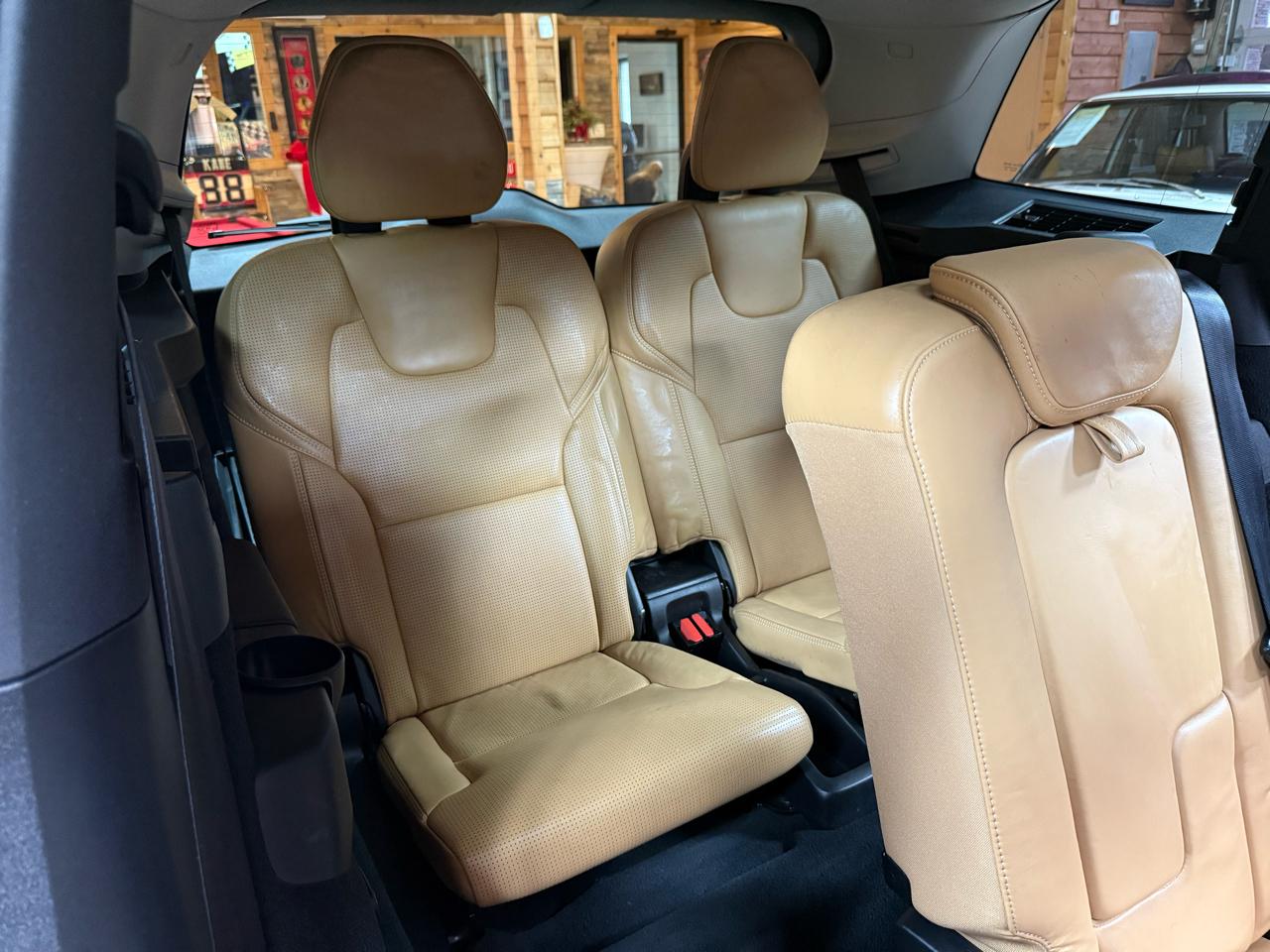 2016 VOLVO XC90 - Image 33